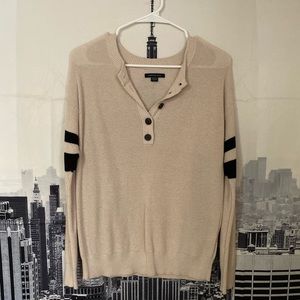 Knit sweater